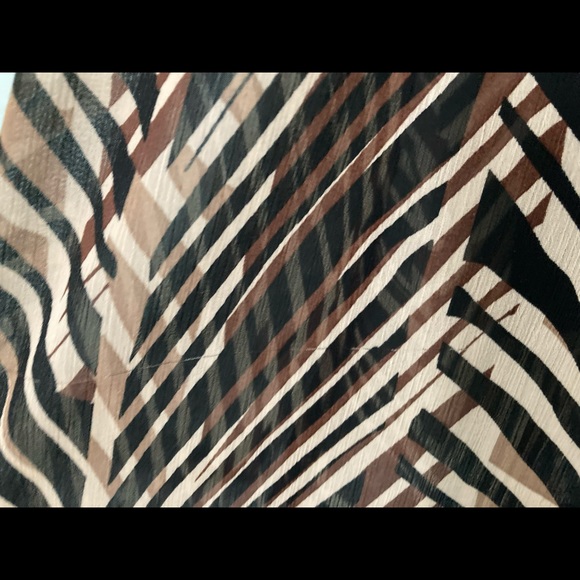 Byline-Sheer Top w/ Tank attached - Picture 5 of 6